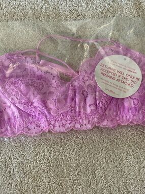 Undies Lace Bralette in Lavender Pink